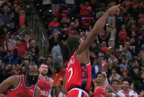 高开网 搞笑登，伦纳德绝杀成功时哈登露出鬼魅笑容